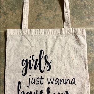 cream colored Canvas Tote Bag with 'girls just wanna have sun’ Script Print